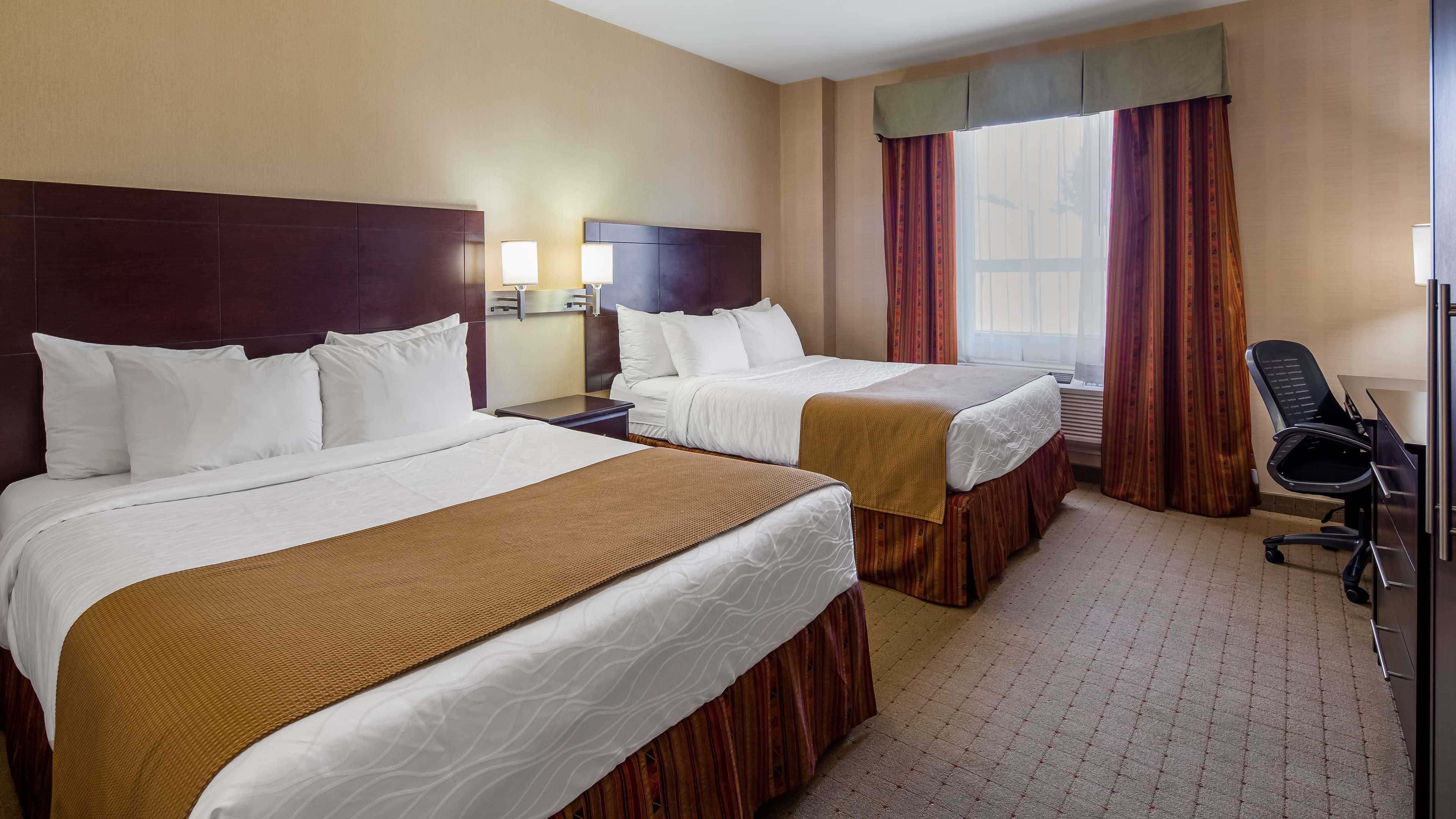 Best Western Plus Боумънвил Екстериор снимка