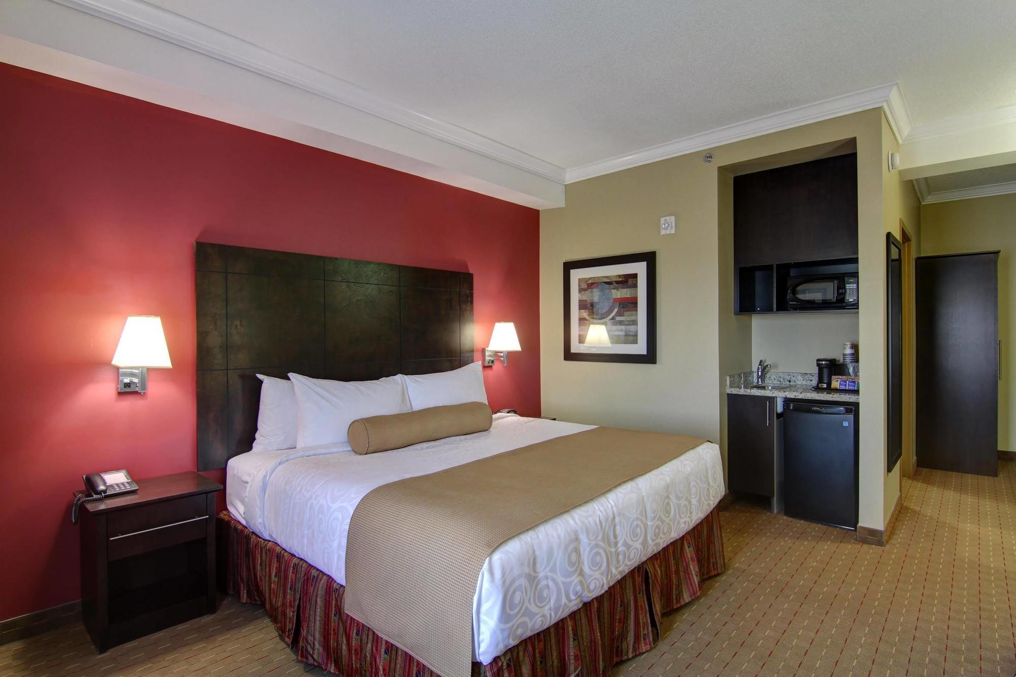 Best Western Plus Боумънвил Екстериор снимка